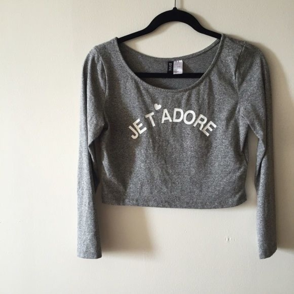H&M French Graphic Grey Crop Top